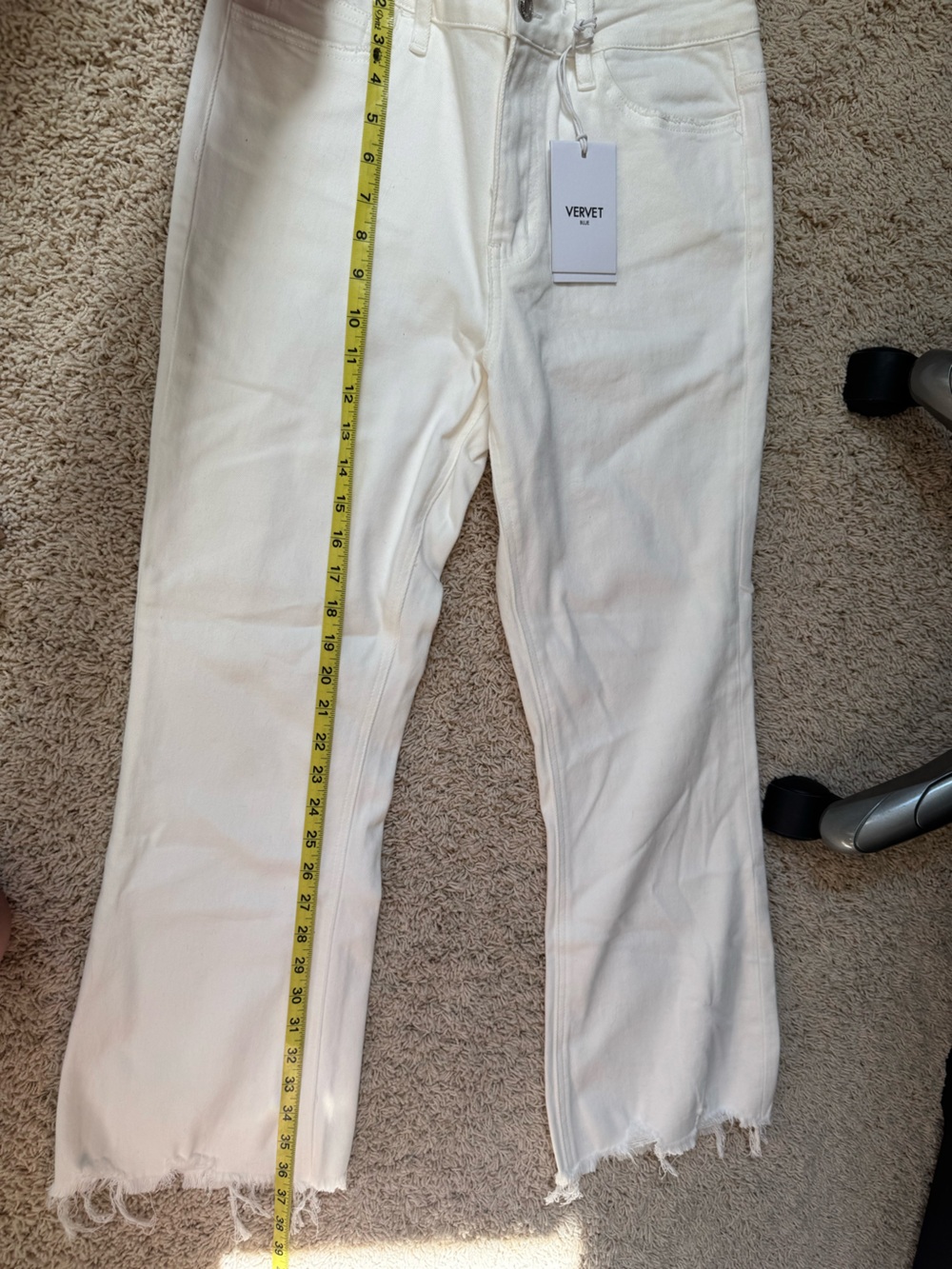 NWT | VERVET BY FLYING MONKEY | White High-Rise Raw Fringe Hem Jeans | Size 29 - Picture 8 of 10